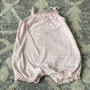 ❣️2 for $6 - Carter's Pink and White Bloomers with Elastic Waistband
